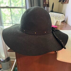 Black Wide-Brim Hat